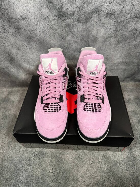 Size 10 | Jordan 4 Orchid With Box | Pre-Owned
